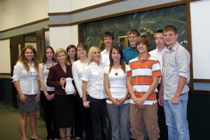 Jr. Main Street students from Hobart High School serves at Banquest